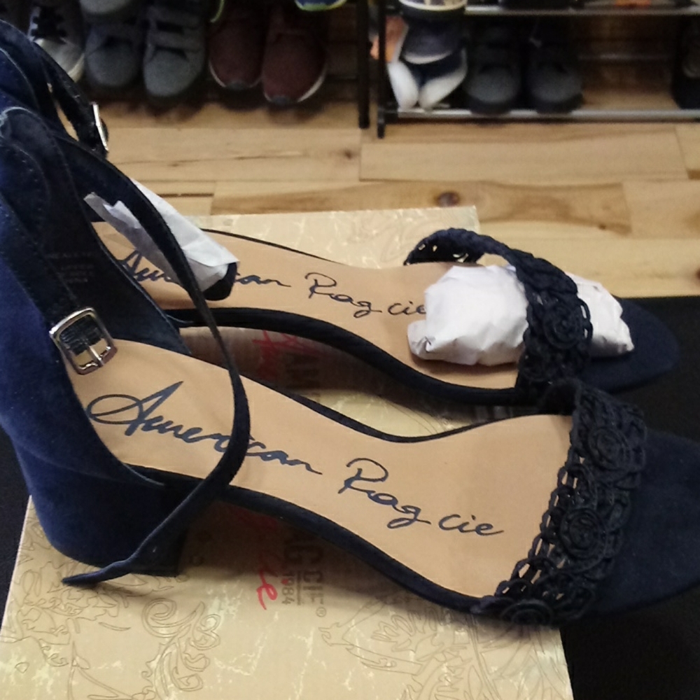 American Rag - Picture 2 of 4